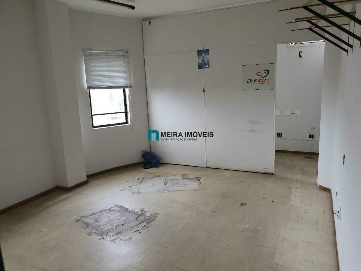 Sala, Luxemburgo, 0 Quarto, 3 Vagas