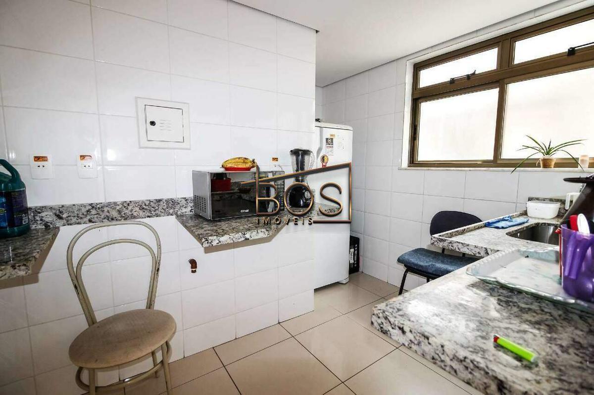 Apartamento, Funcionários, 4 Quartos, 2 Vagas, 1 Suíte