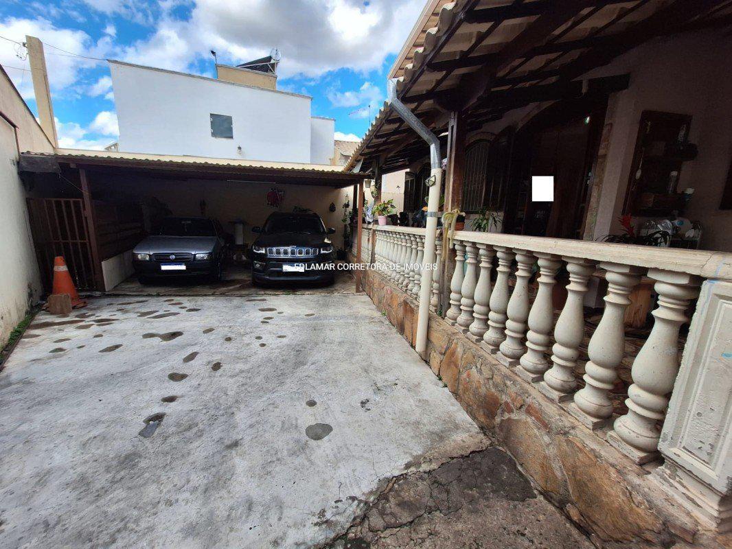 Casa, Jardim Riacho das Pedras, 3 Quartos, 4 Vagas, 1 Suíte