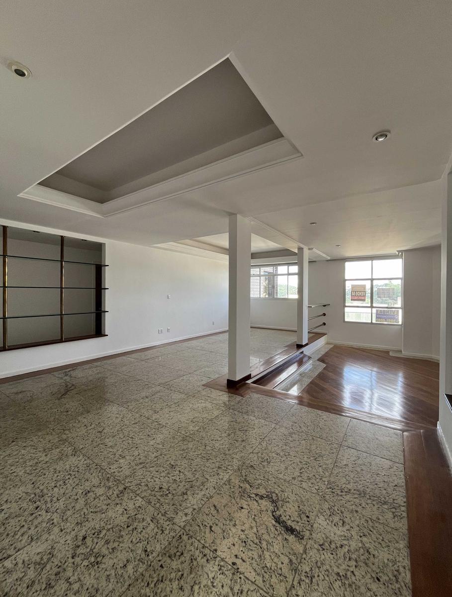 Cobertura, Ramos, 5 Quartos, 2 Vagas, 2 Suítes