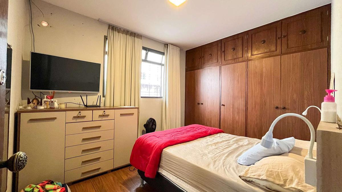 Casa, Serra, 7 Quartos, 8 Vagas, 2 Suítes