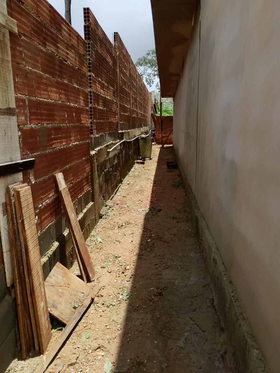 Casa, Vila dos Ipês, 3 Quartos, 2 Vagas, 1 Suíte