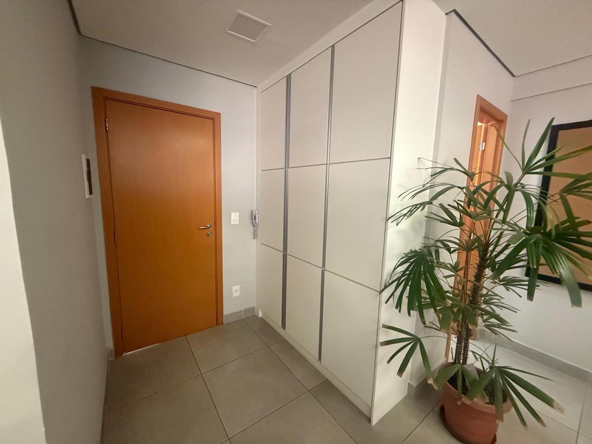 Sala, Cidade Nova, 0 Quarto, 0 Vaga