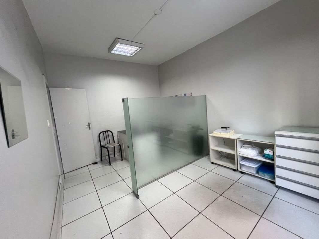 Andar, Centro, 0 Quarto, 0 Vaga
