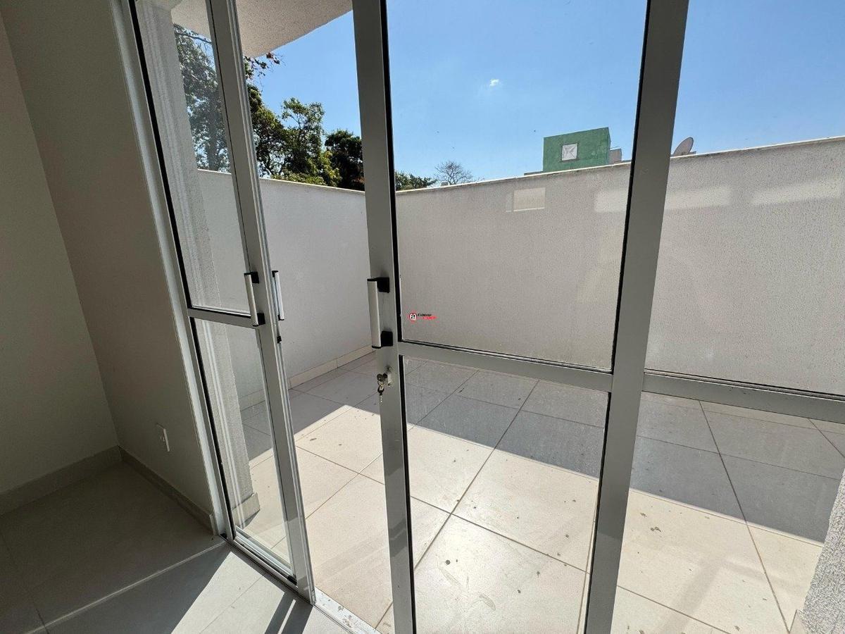 Apartamento, Santa Mônica, 2 Quartos, 1 Vaga