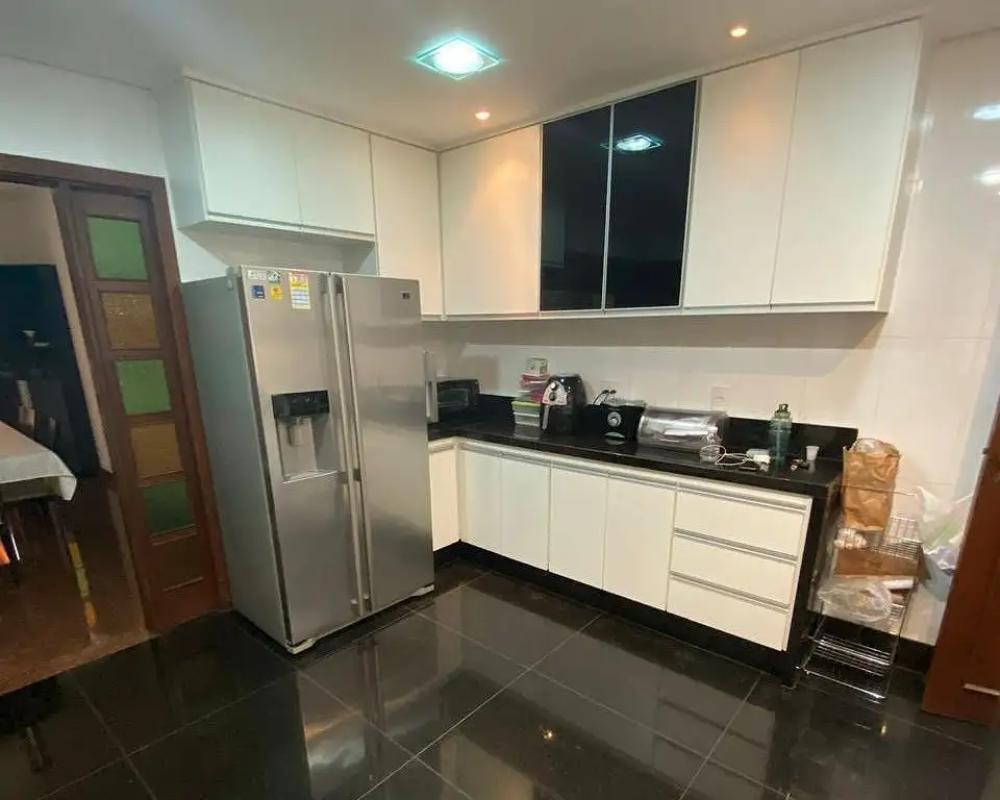 Casa, Santa Lúcia, 5 Quartos, 4 Vagas, 3 Suítes