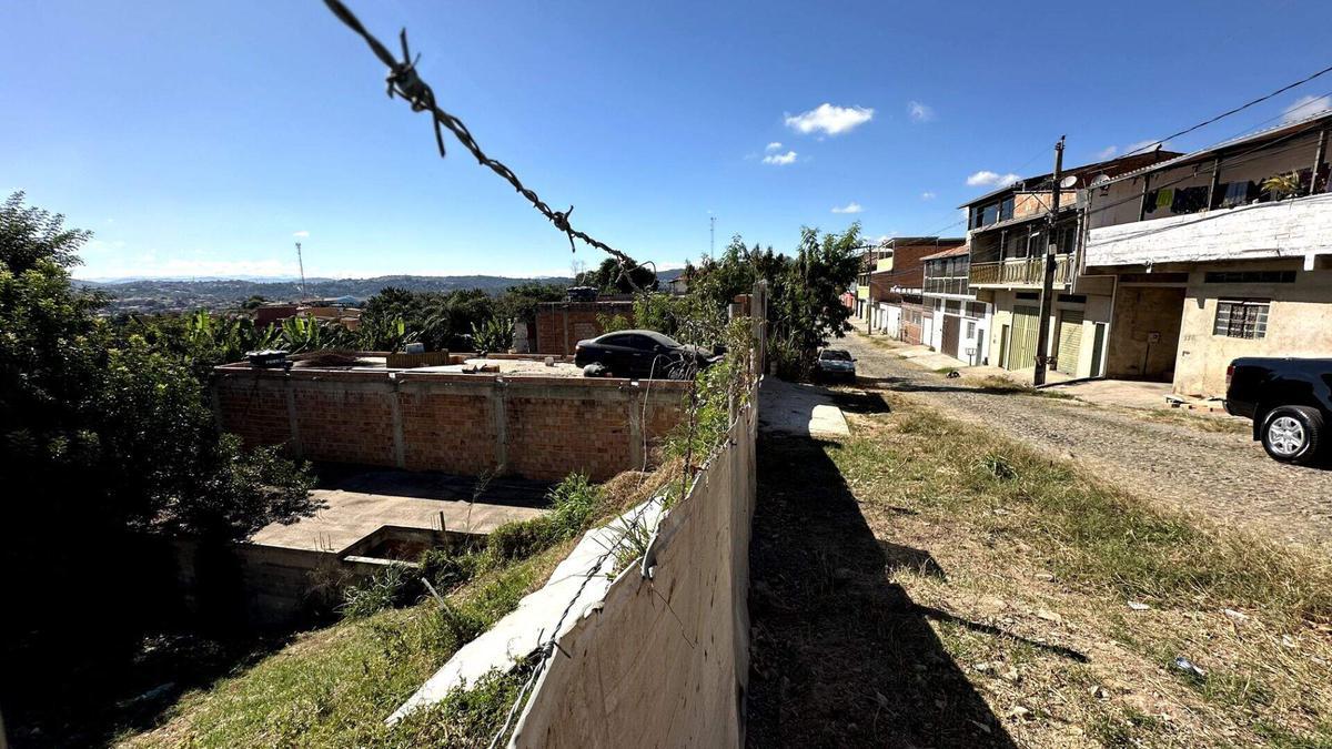 Lote, Nova Gameleira, 0 Quarto, 0 Vaga