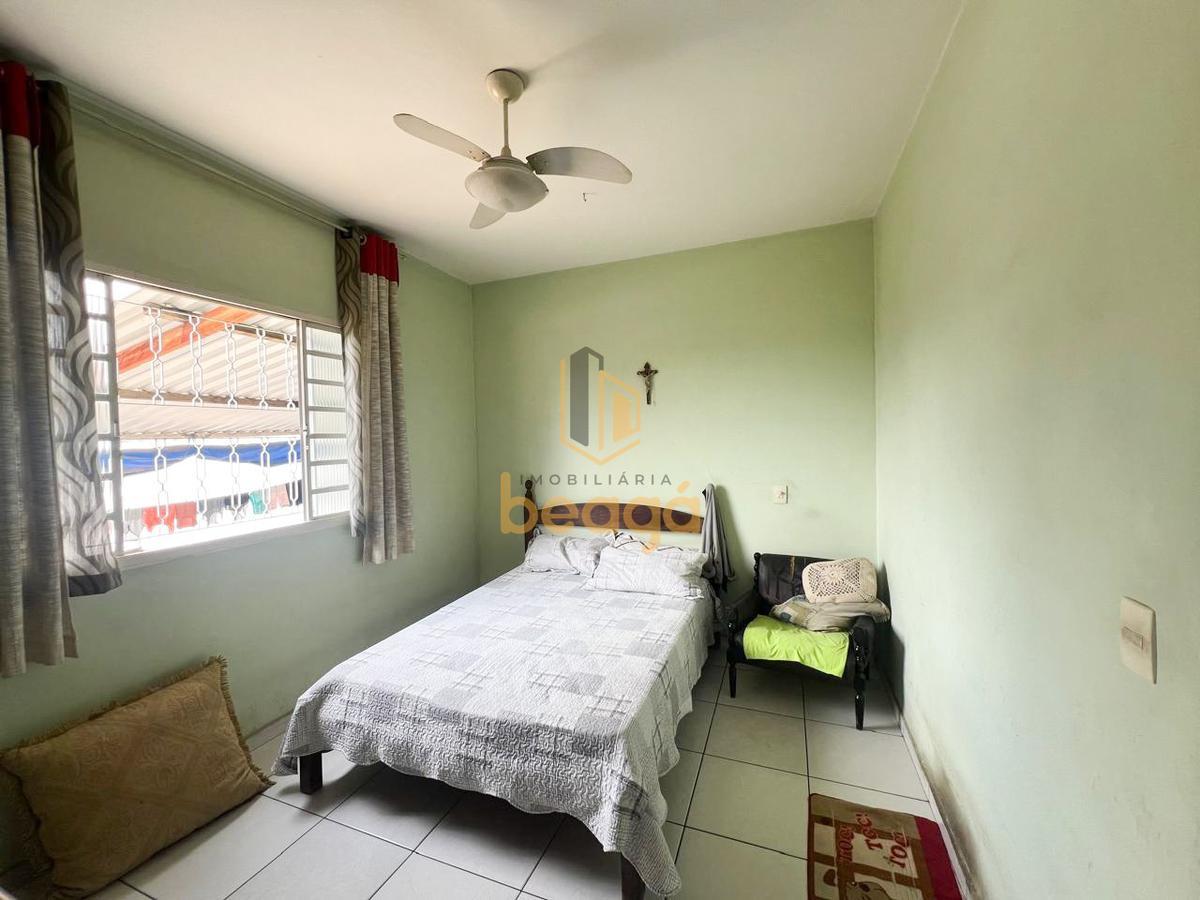 Casa, Parque Turistas, 3 Quartos, 2 Vagas, 1 Suíte