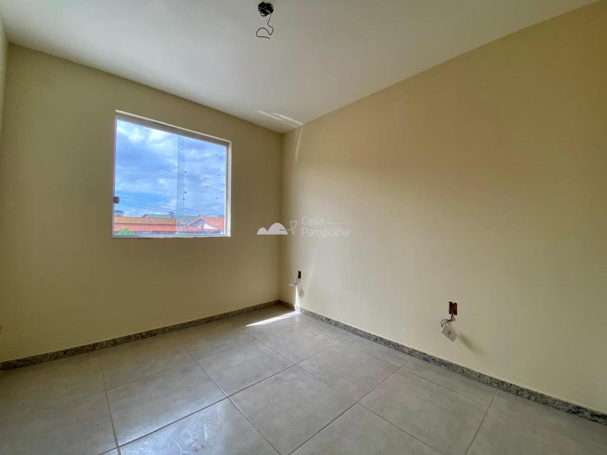 Casa, Jardim dos Comerciários, 2 Quartos, 3 Vagas