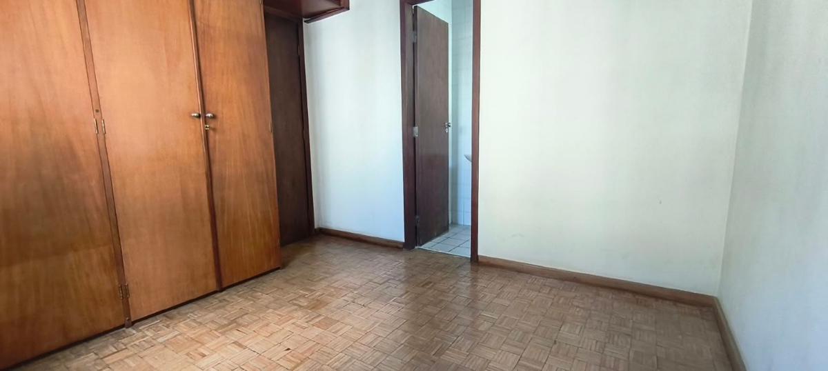 Apartamento, Sagrada Família, 2 Quartos, 1 Vaga, 1 Suíte