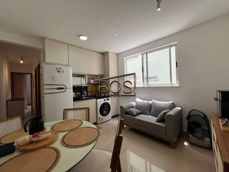 Apartamento, Sagrada Família, 2 Quartos, 1 Vaga