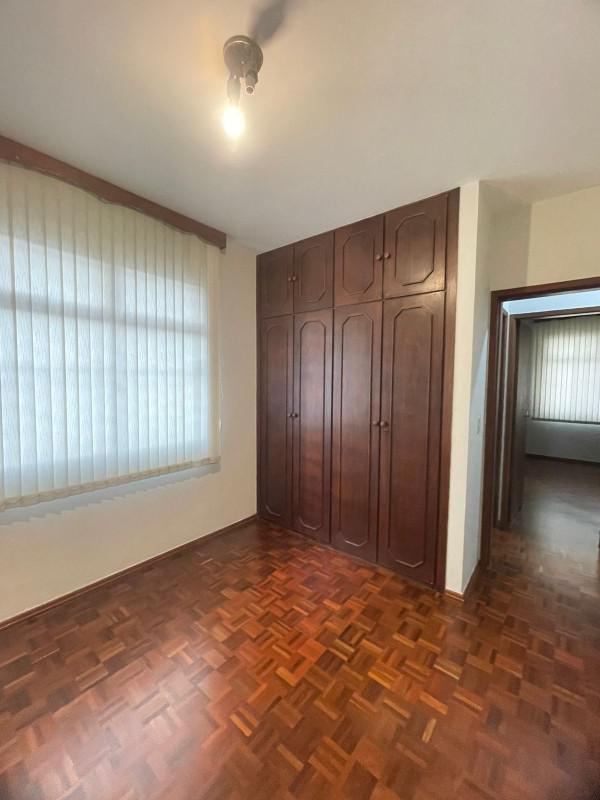 Apartamento, Sagrada Família, 3 Quartos, 2 Vagas, 1 Suíte