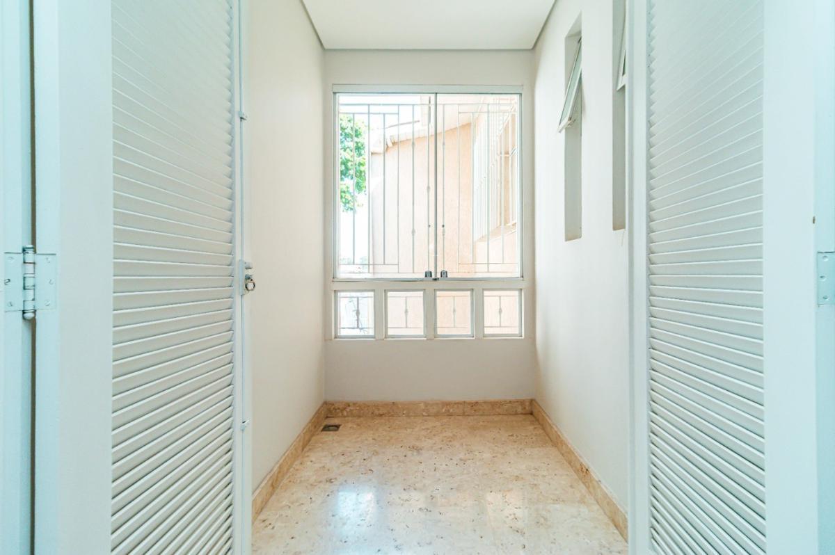 Casa, Dona Clara, 5 Quartos, 4 Vagas, 2 Suítes