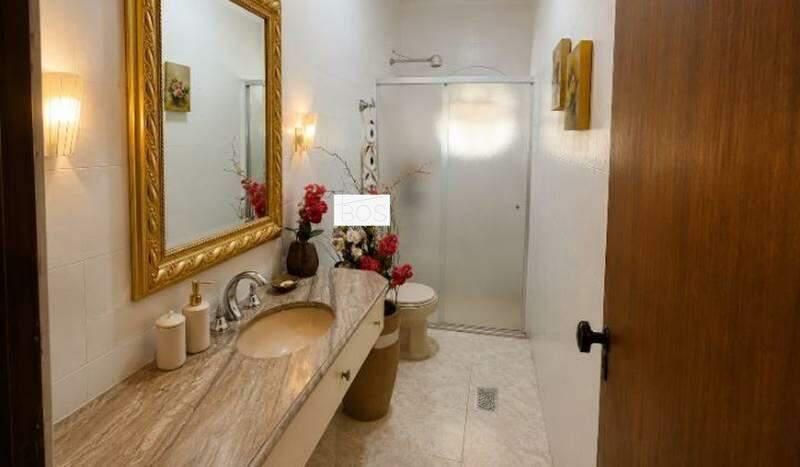 Casa, Luxemburgo, 5 Quartos, 4 Vagas, 2 Suítes