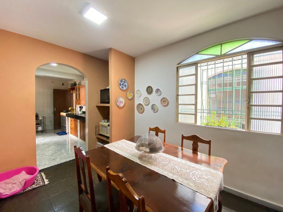 Casa, Alípio de Melo, 3 Quartos, 2 Vagas, 1 Suíte