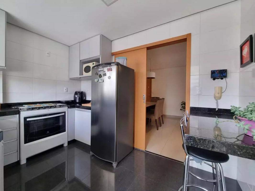 Apartamento, Buritis, 2 Quartos, 2 Vagas, 1 Suíte