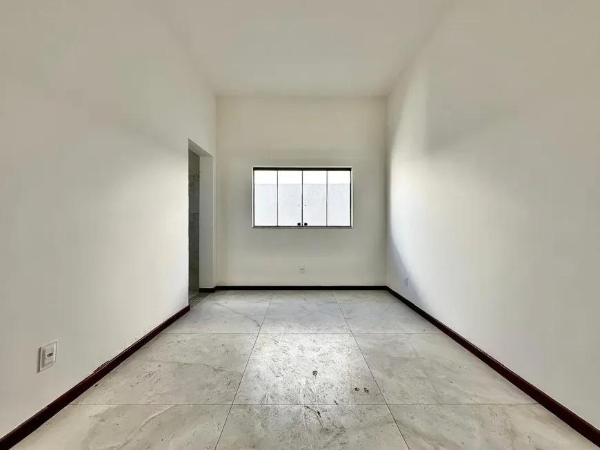 Casa, Conjunto Minascaixa, 3 Quartos, 2 Vagas, 1 Suíte