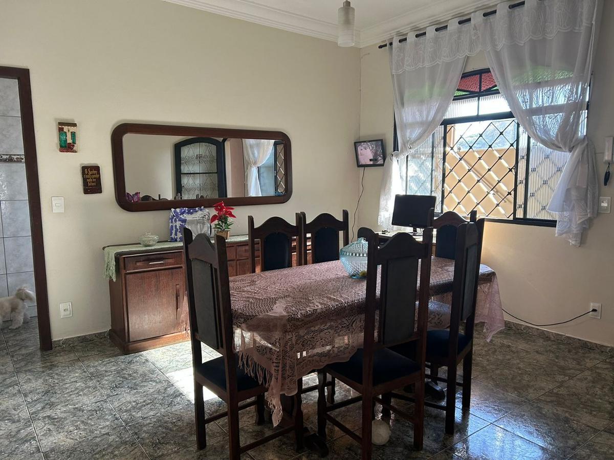 Casa, Parque Xangri-lá, 3 Quartos, 5 Vagas, 1 Suíte