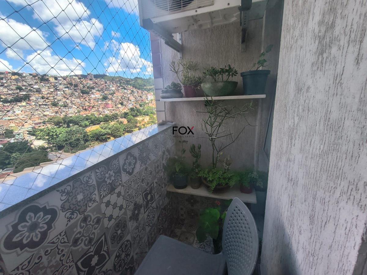 Apartamento, Vila Paris, 4 Quartos, 2 Vagas, 1 Suíte