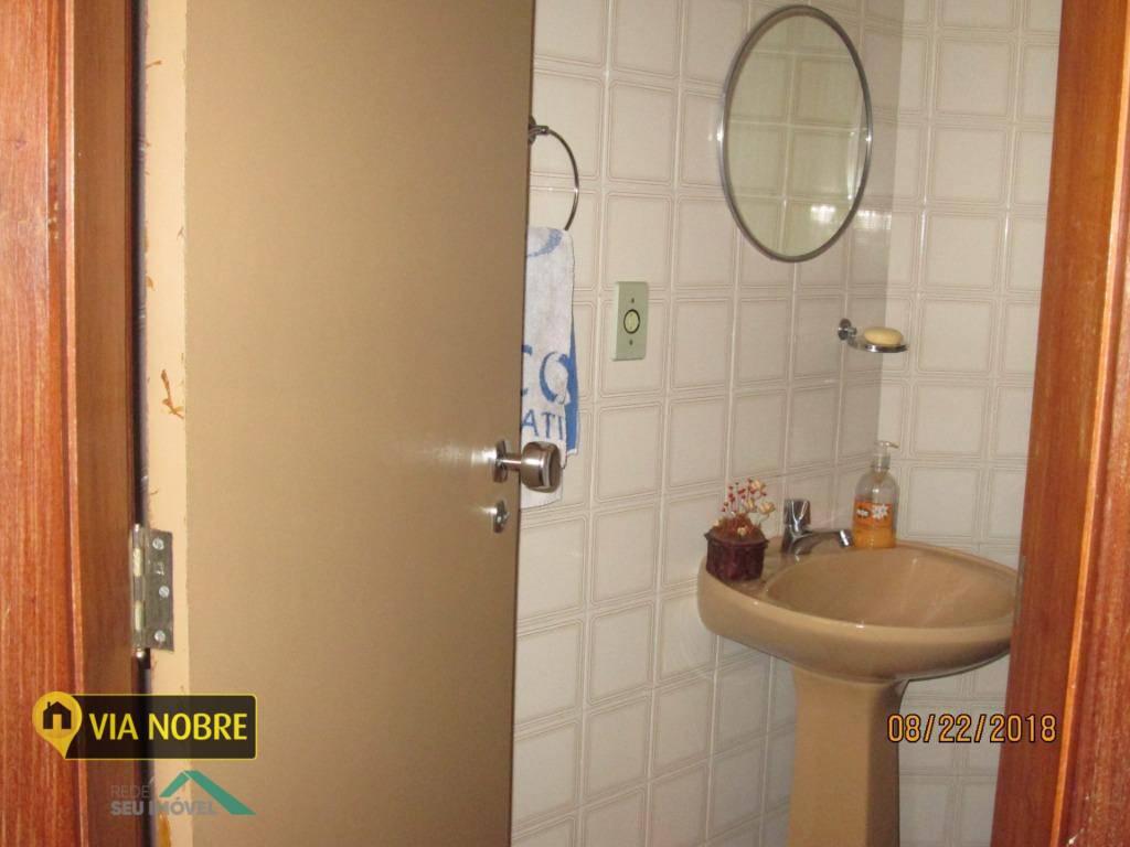 Sala, Santa Efigênia