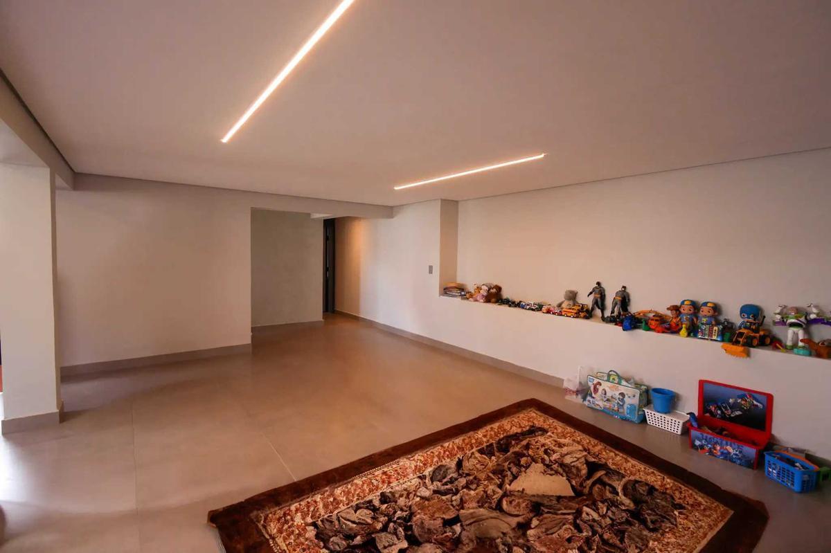 Casa, Bandeirantes (pampulha), 5 Quartos, 4 Vagas, 5 Suítes
