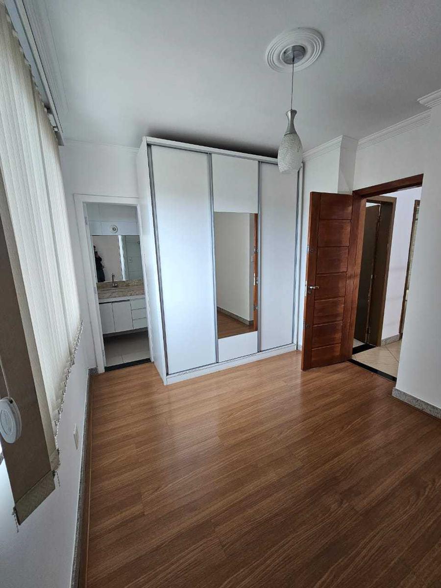 Casa, Cabral, 3 Quartos, 1 Vaga, 1 Suíte
