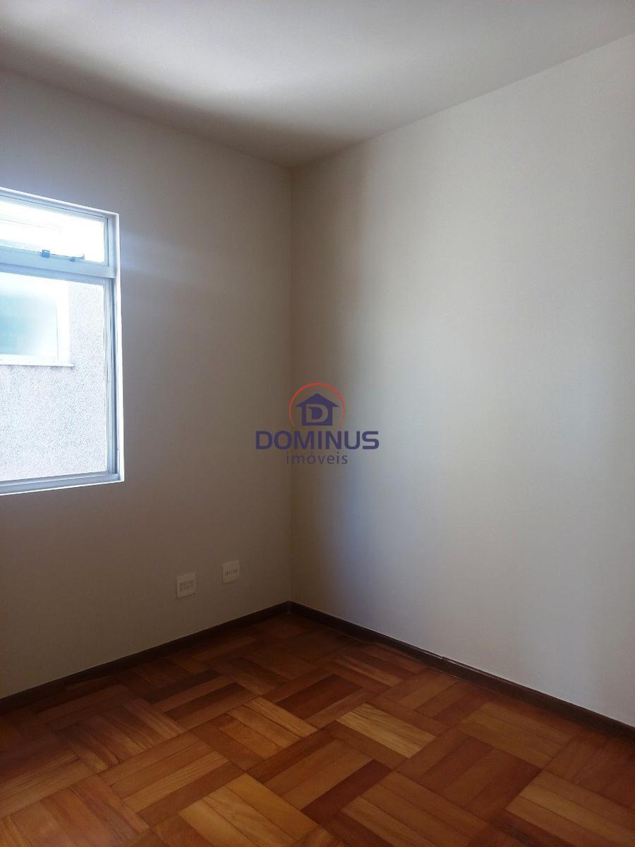Apartamento, Sagrada Família, 3 Quartos, 2 Vagas, 1 Suíte