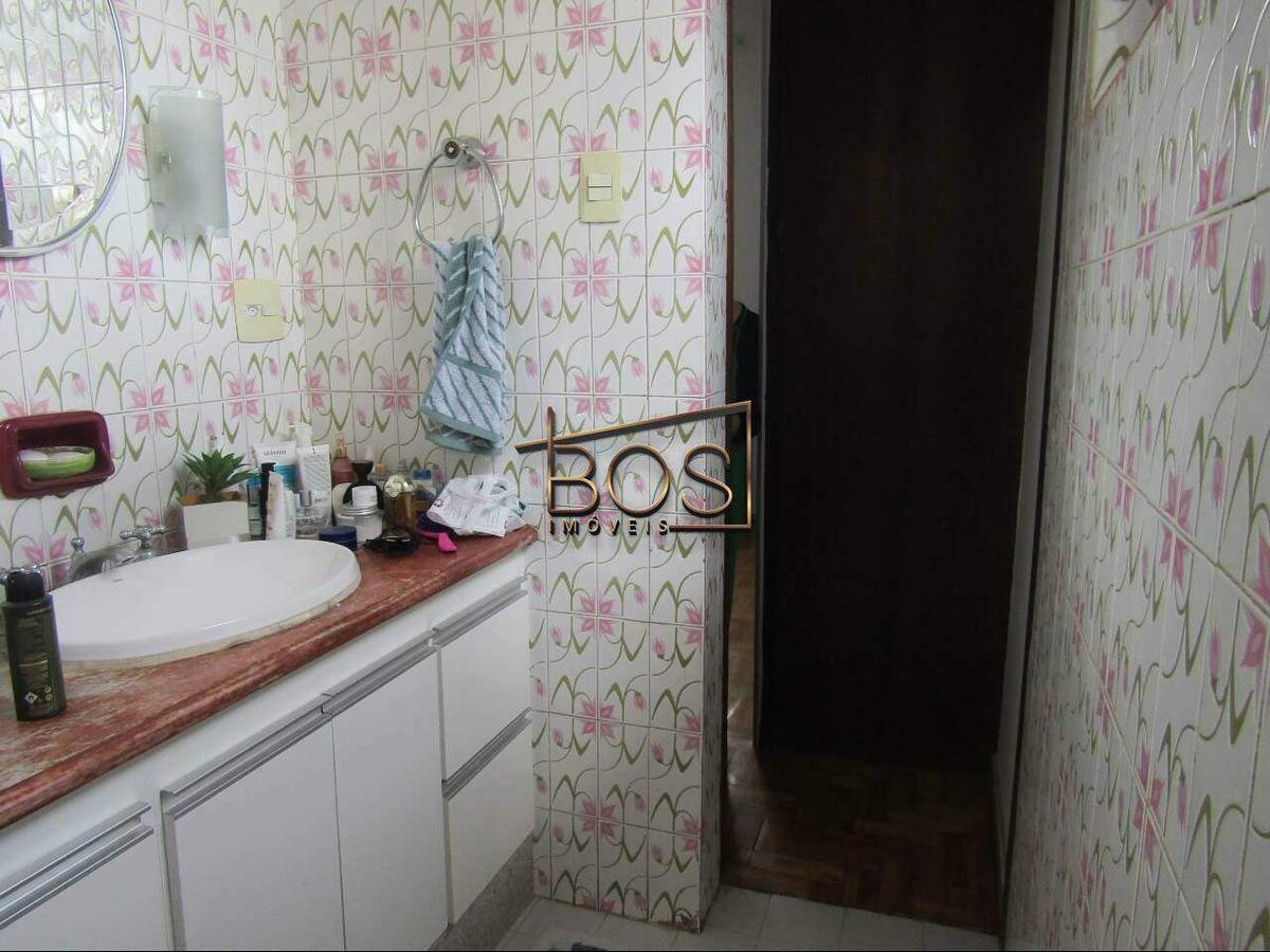 Casa, Colégio Batista, 4 Quartos, 2 Vagas, 1 Suíte