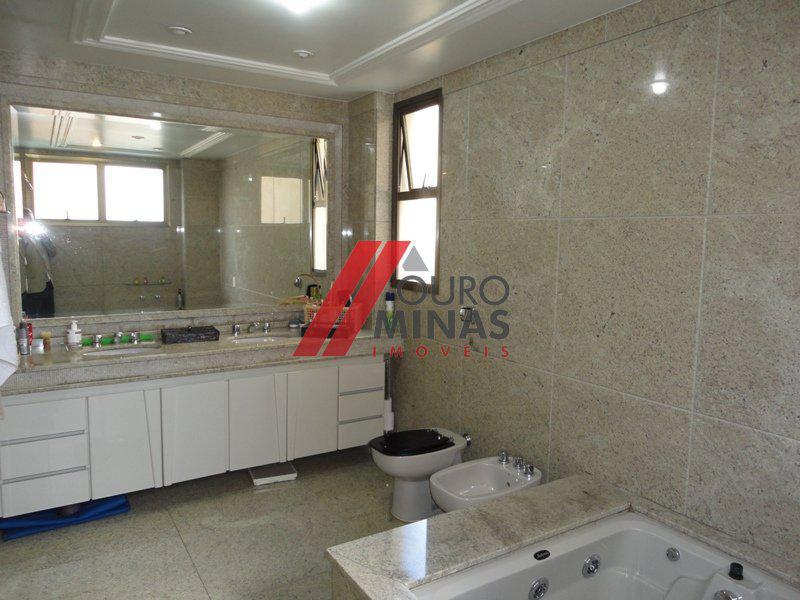 Apartamento, Funcionários, 4 Quartos, 6 Vagas, 2 Suítes