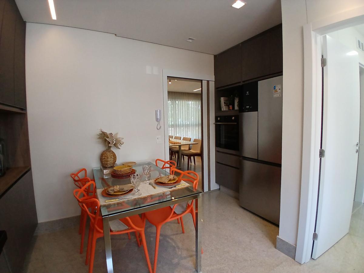 Apartamento, Funcionários, 3 Quartos