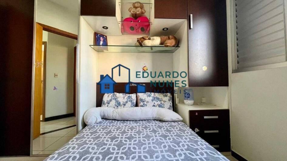 Apartamento, Sagrada Família, 3 Quartos, 2 Vagas, 1 Suíte