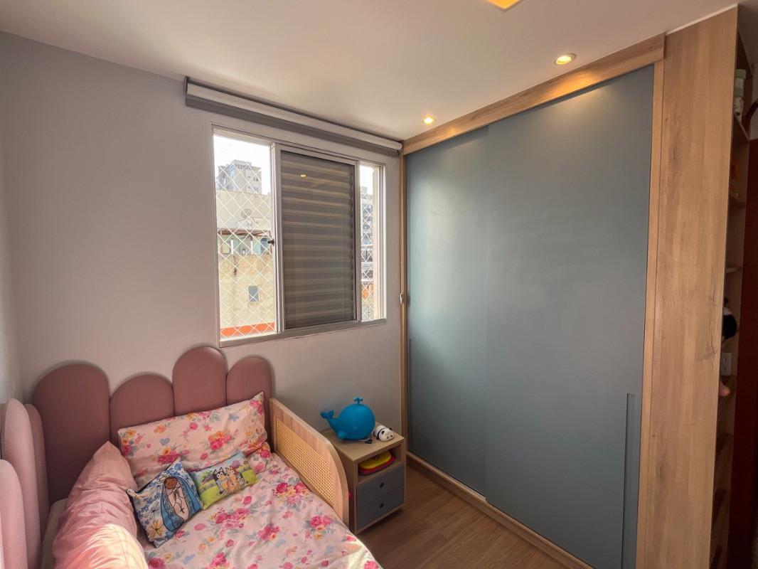 Apartamento, Sagrada Família, 3 Quartos, 3 Vagas, 1 Suíte