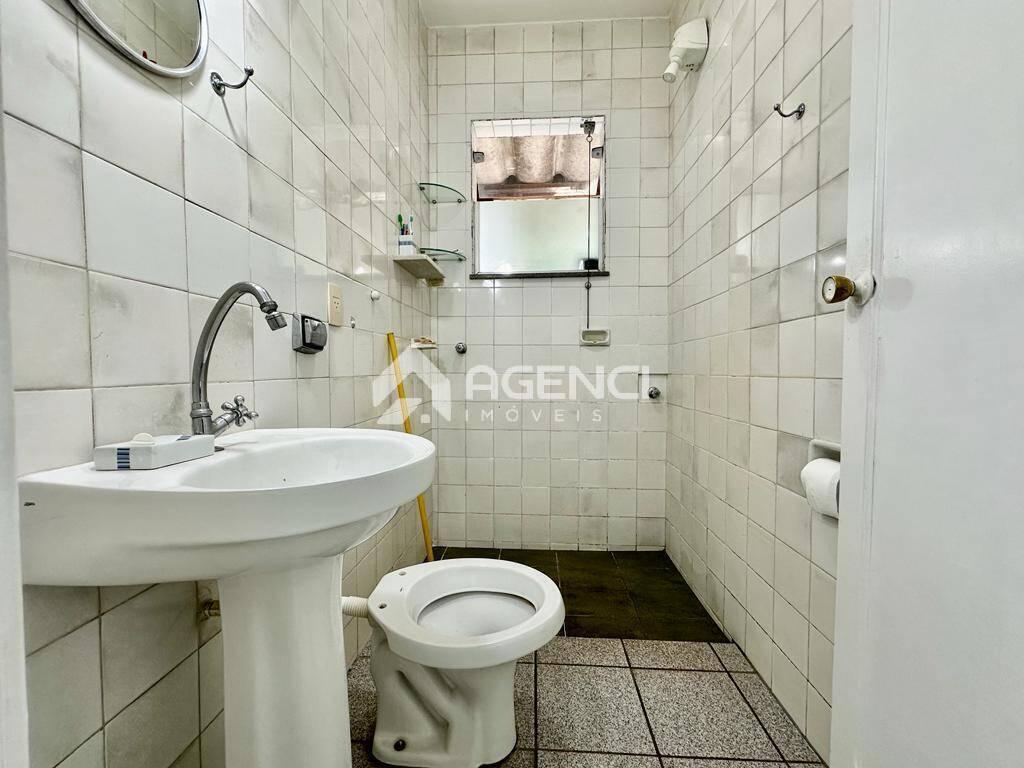 Casa, Camargos, 2 Quartos, 0 Vaga, 1 Suíte