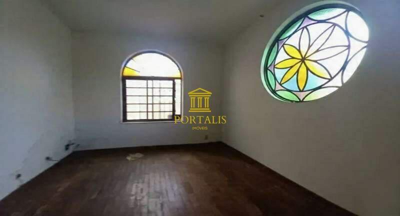 Casa, Cidade Nova, 5 Quartos, 3 Vagas, 1 Suíte