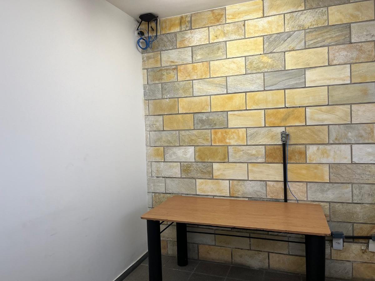 Prédio, Floresta, 0 Quarto, 0 Vaga