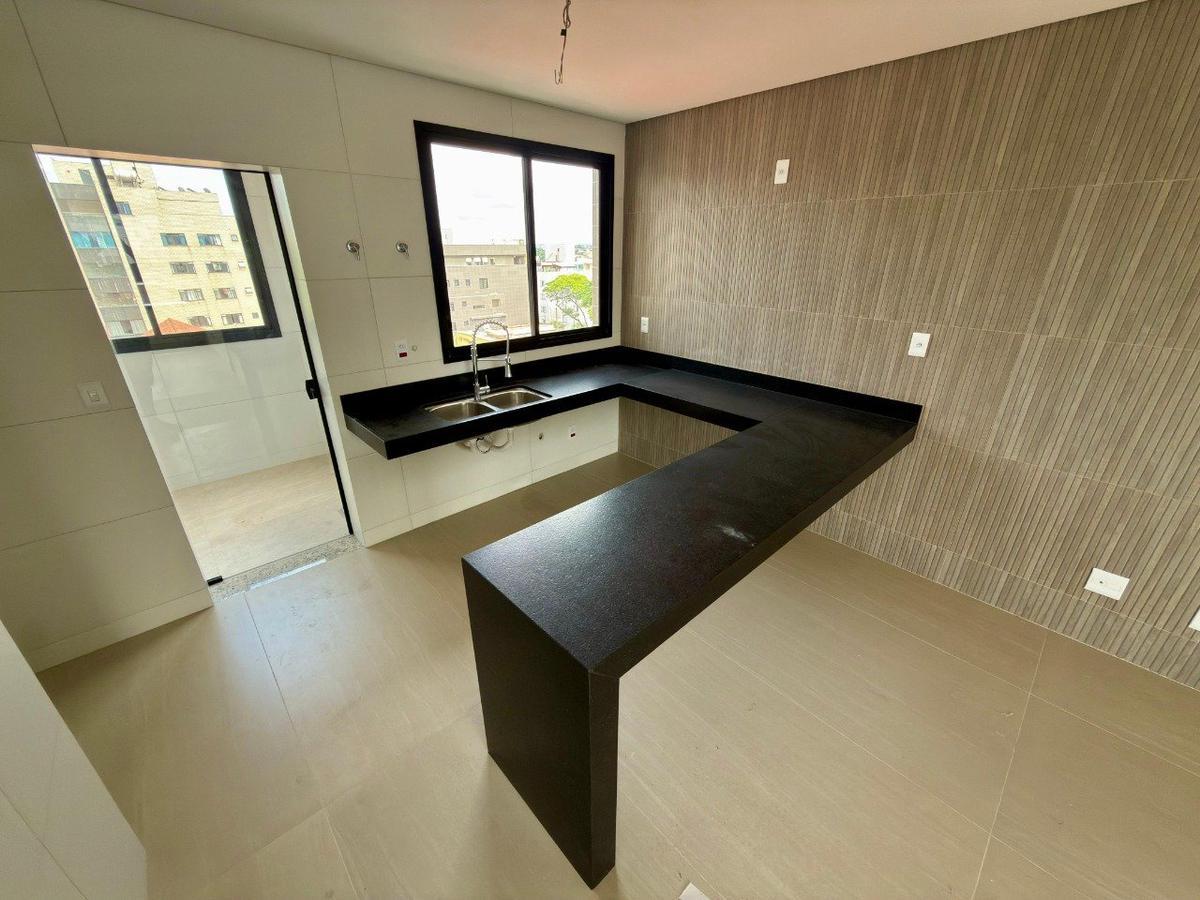 Apartamento, Jaraguá, 4 Quartos, 3 Vagas, 1 Suíte