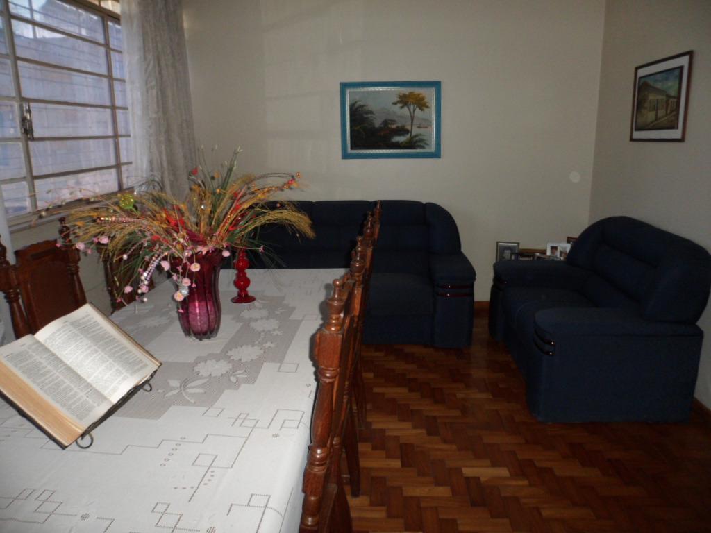 Casa, Barroca, 5 Quartos, 2 Vagas, 1 Suíte
