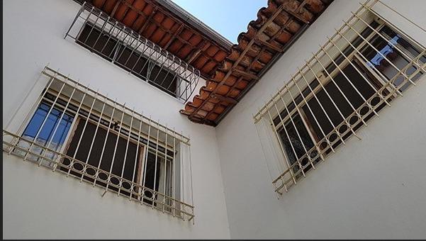 Casa, Itapoã, 4 Quartos, 5 Vagas, 1 Suíte