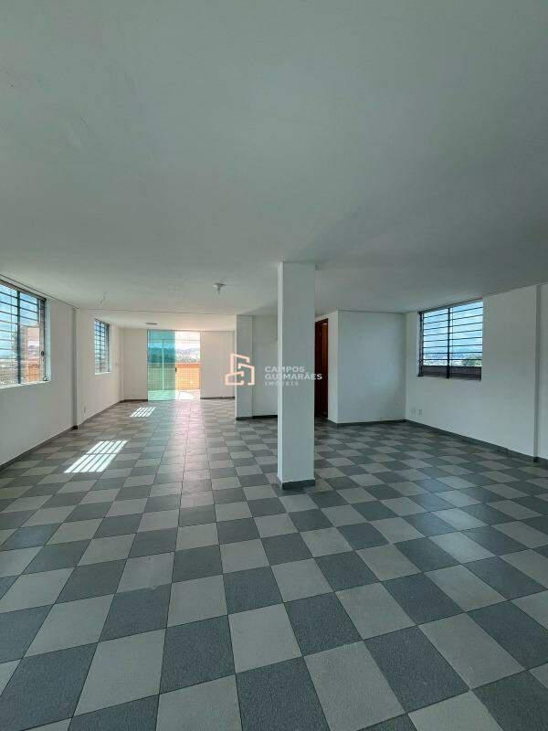 Sala, Serrano