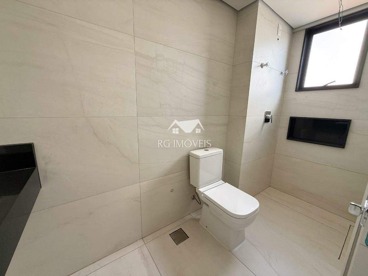 Apartamento, Barreiro, 3 Quartos, 3 Vagas, 3 Suítes