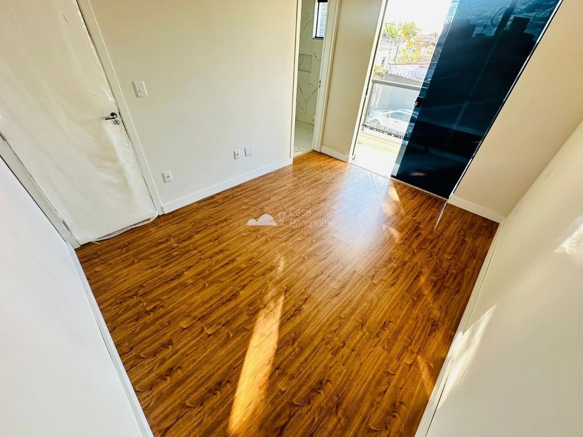 Casa, Floramar, 3 Quartos, 2 Vagas, 1 Suíte