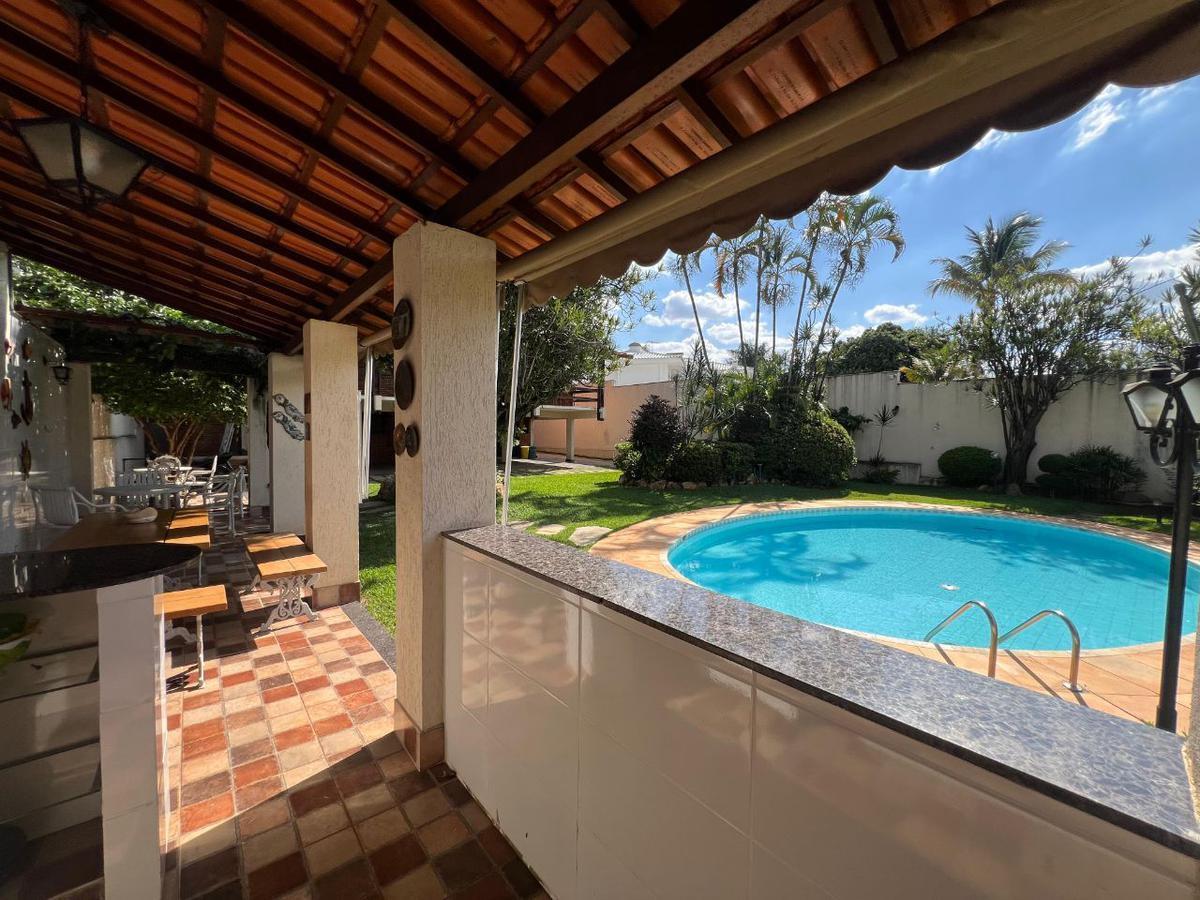 Casa, São Luiz (pampulha), 4 Quartos, 10 Vagas, 2 Suítes