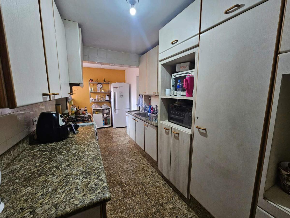 Apartamento, Sion, 4 Quartos, 2 Vagas, 1 Suíte