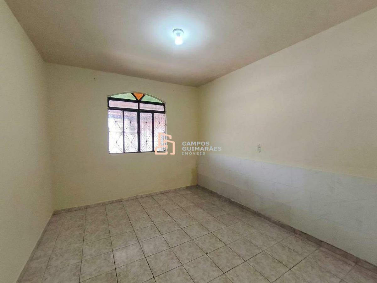 Casa, Conjunto Habitacional Vale do Jatobá, 2 Quartos, 1 Vaga, 1 Suíte
