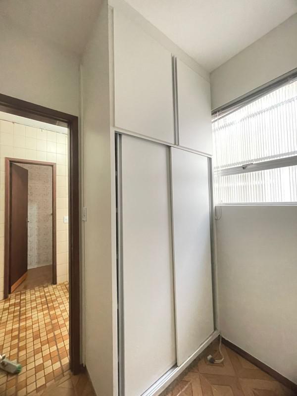 Apartamento, Sagrada Família, 3 Quartos, 2 Vagas, 1 Suíte