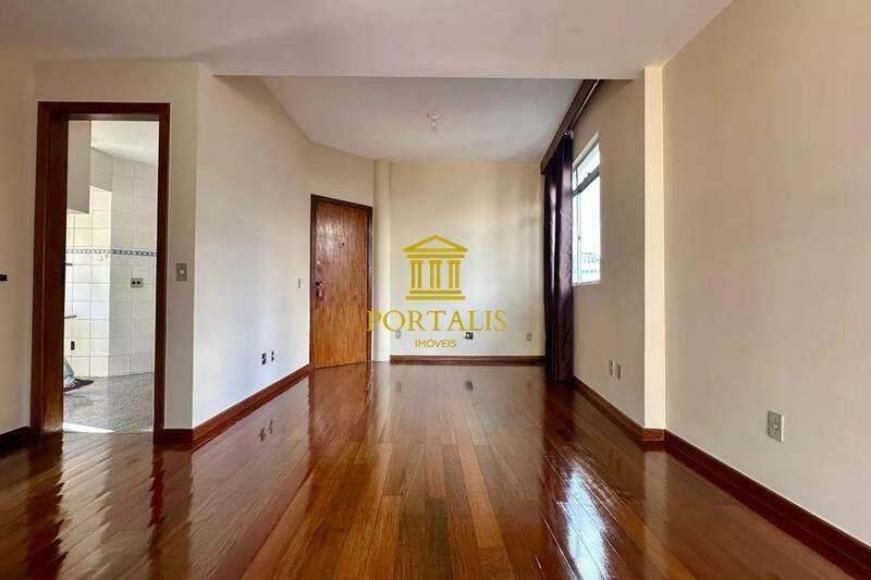 Cobertura, Luxemburgo, 3 Quartos, 2 Vagas, 2 Suítes