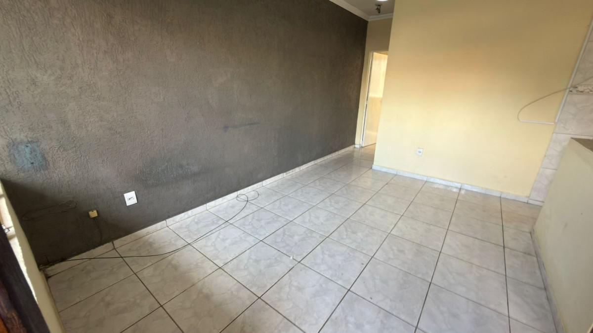 Casa, Masterville, 2 Quartos, 2 Vagas