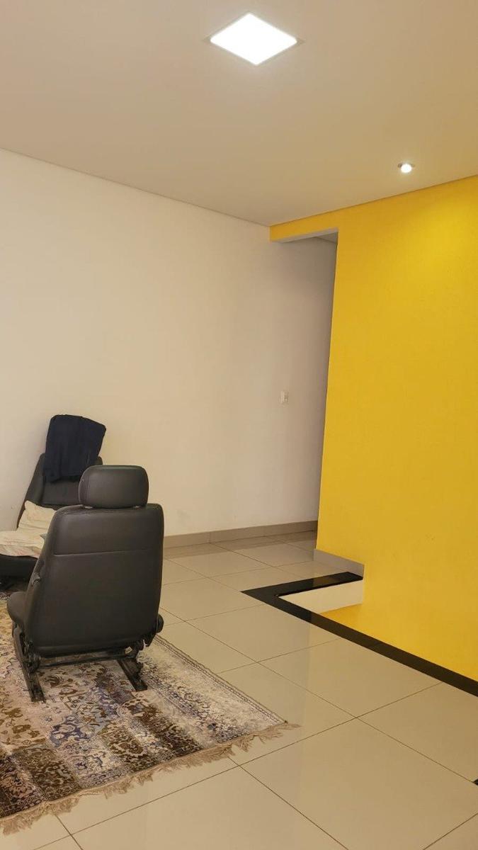 Casa, Piratininga (venda Nova), 2 Quartos, 2 Vagas, 1 Suíte