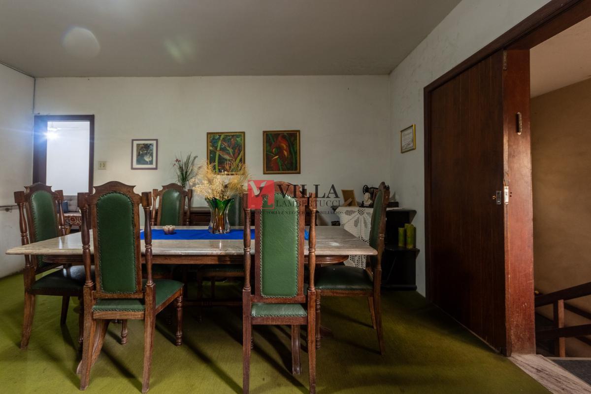 Casa, Serra, 4 Quartos, 0 Vaga, 1 Suíte