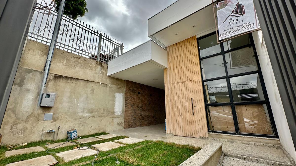 Casa, Conjunto Minascaixa, 3 Quartos, 2 Vagas, 1 Suíte